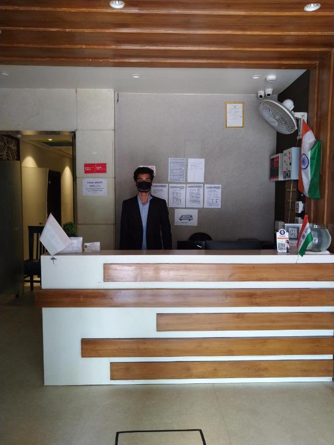 Hotel Megha Inn Lucknow Extérieur photo